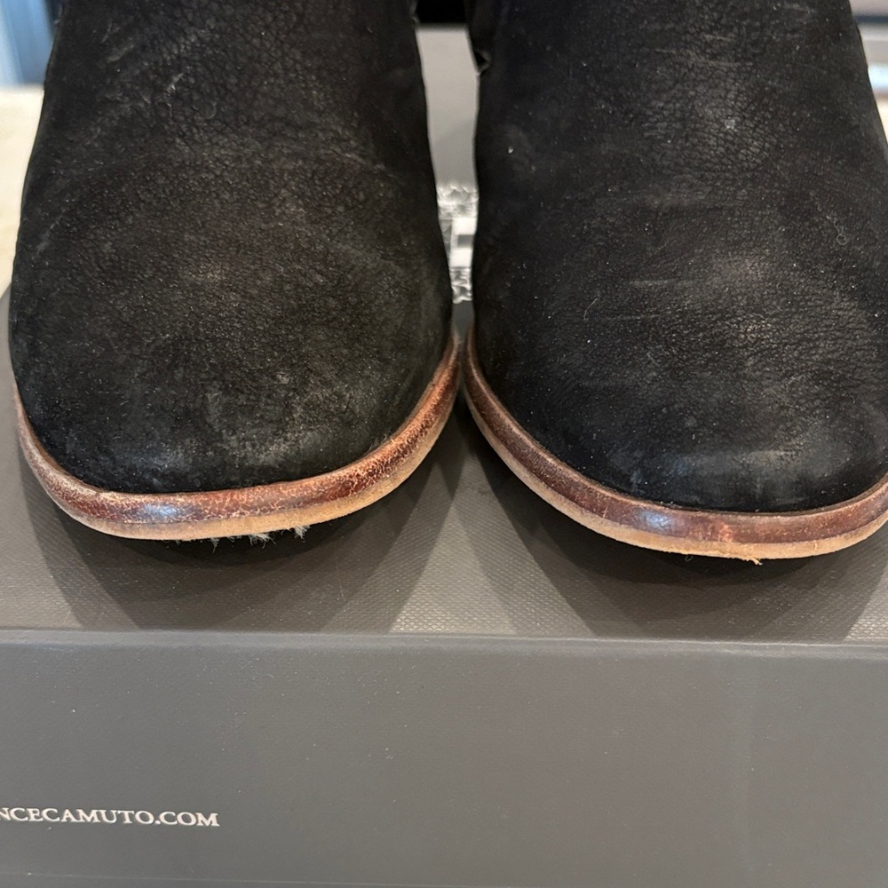 Vince Camuto Suede Black Ankle Boots with cutouts on the sides - Picture 9 of 10